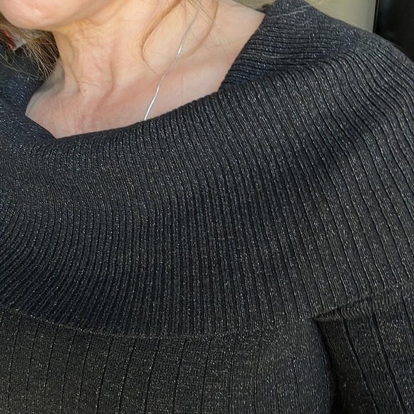 AB studio Ribbed Sweater - Women’s M - Picture 5 of 8